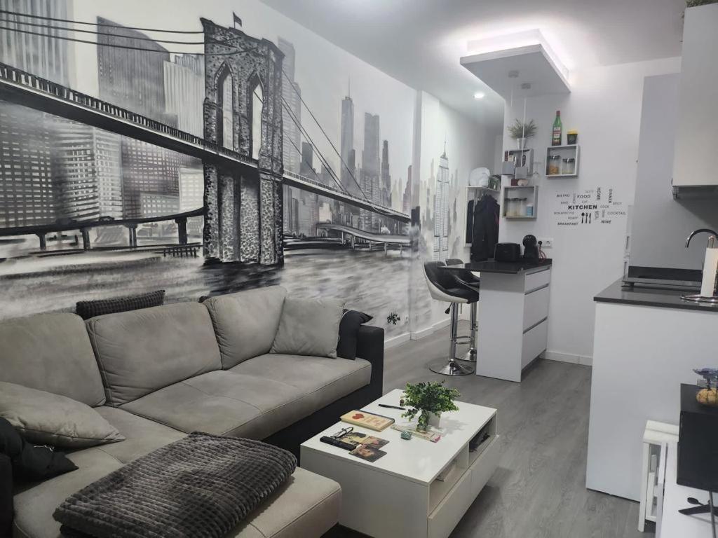 Embajadores, Apartamento Moderno Y Centrico Para 4 Madrid Ngoại thất bức ảnh