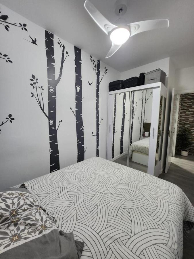 Embajadores, Apartamento Moderno Y Centrico Para 4 Madrid Ngoại thất bức ảnh