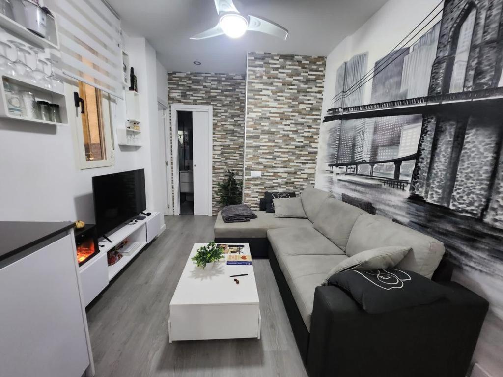 Embajadores, Apartamento Moderno Y Centrico Para 4 Madrid Ngoại thất bức ảnh